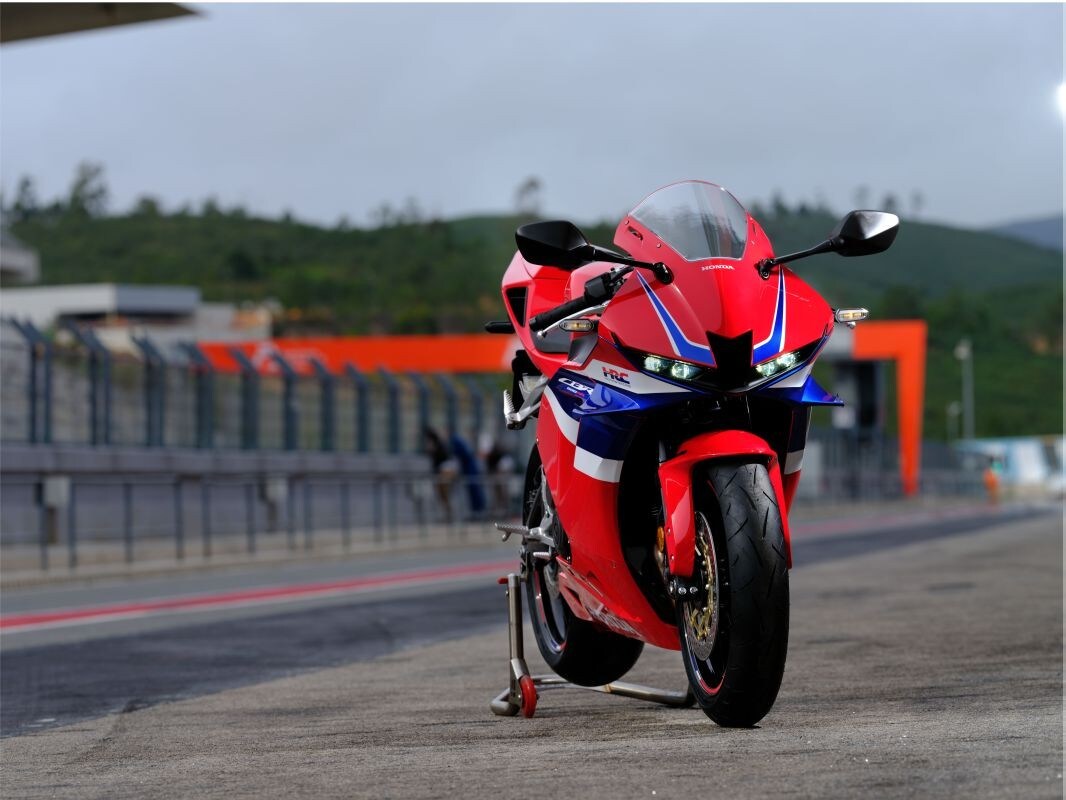 Honda CBR600RR: quanto ci sei mancata! +VIDEO+